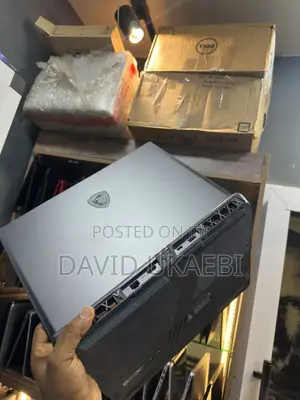 Laptop MSI Vector GP68 HX 13V 16GB Intel Core i9 SSD 1T