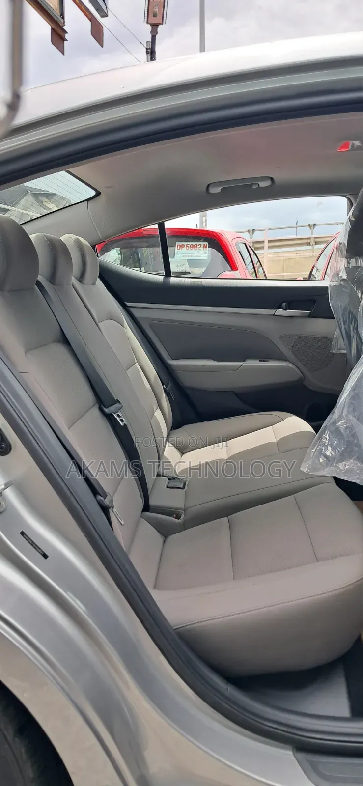 Hyundai Elantra 2020 Silver