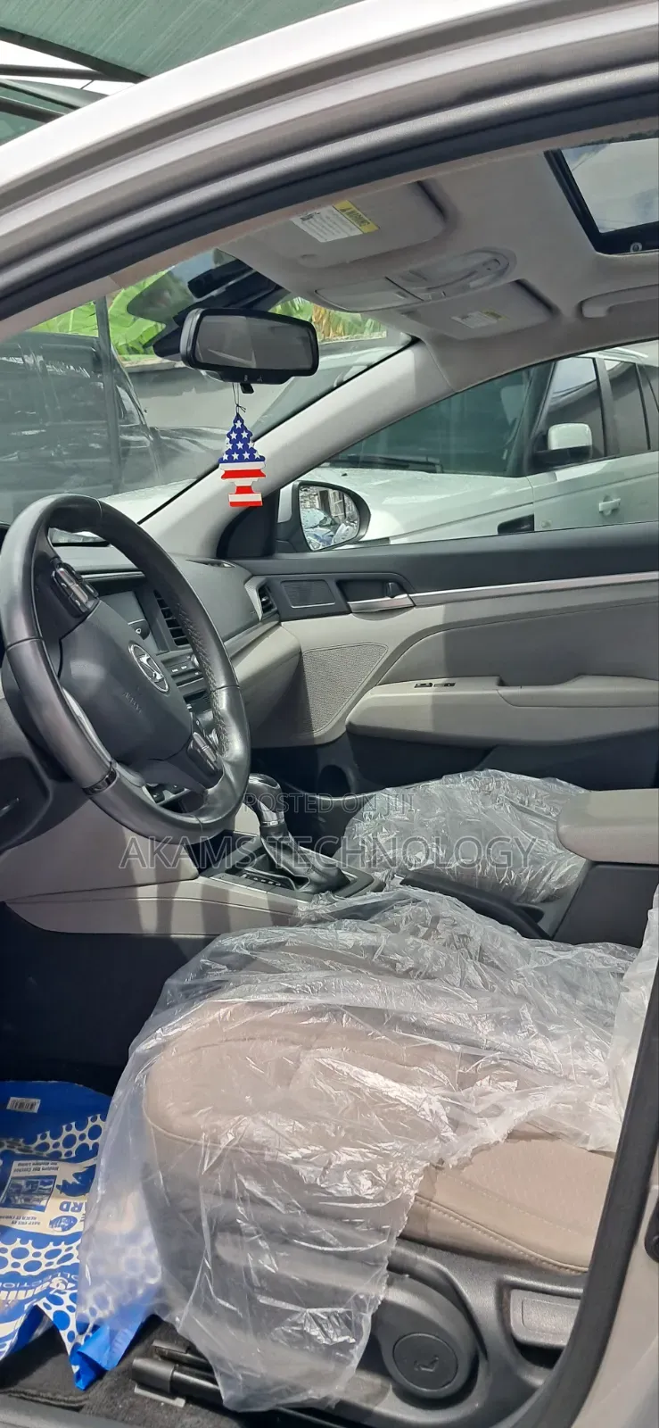 Hyundai Elantra 2020 Silver