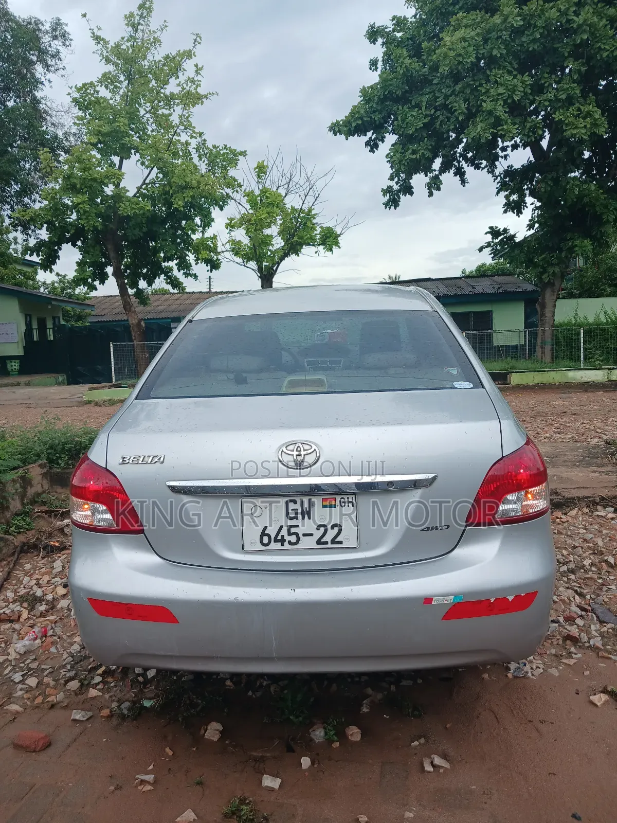Toyota Belta 2010 Silver