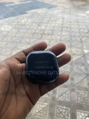 Samsung Galaxy Live Buds