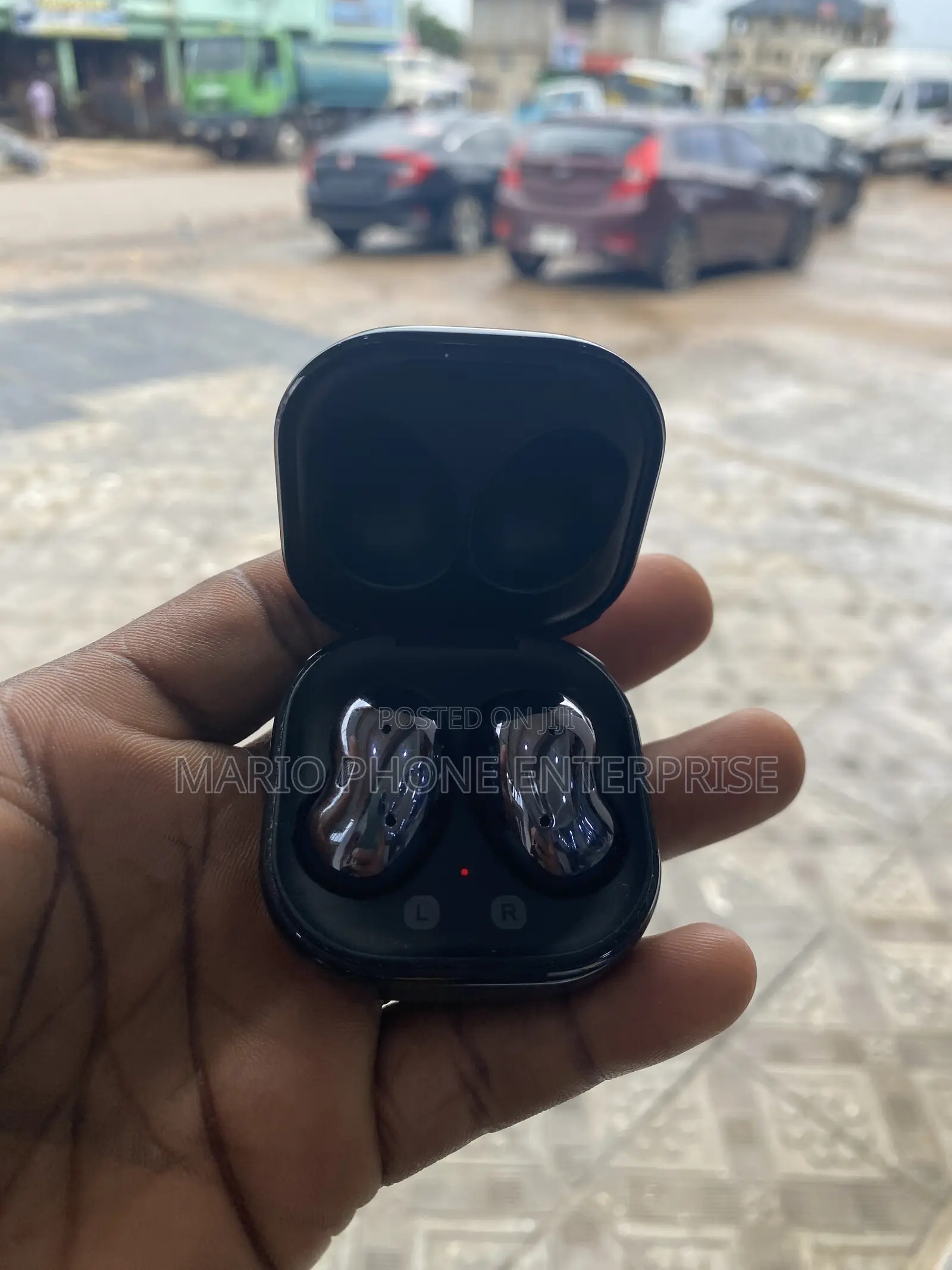 Samsung Galaxy Live Buds