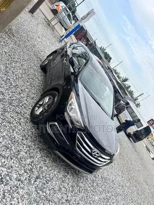 Hyundai Santa Fe SE AWD 2018 Black