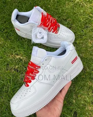 Nike Air Force 1