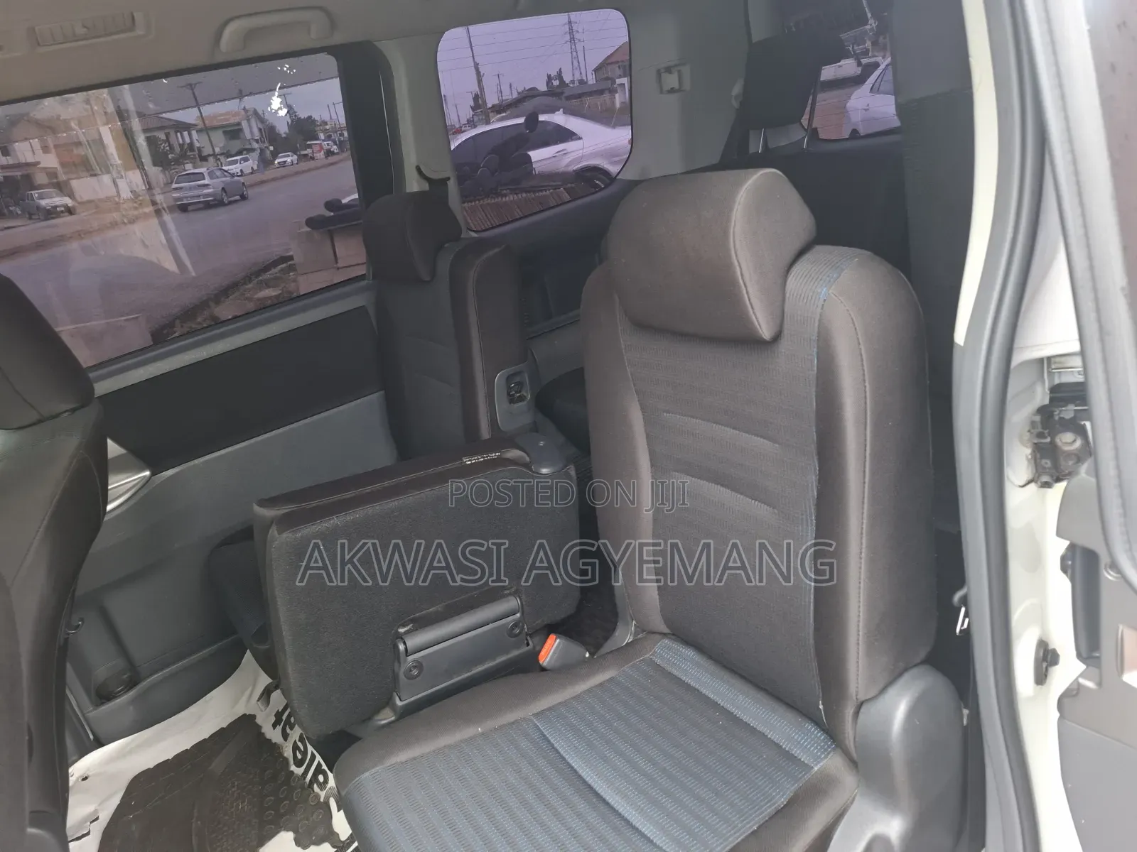Toyota Voxy 2012 White