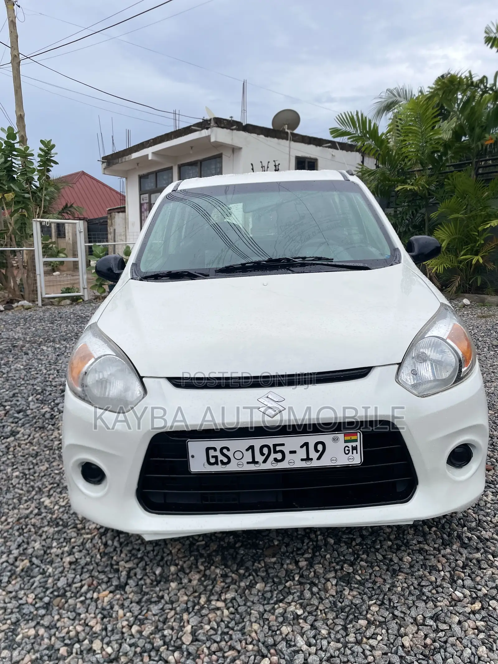 Suzuki Alto 2018 White