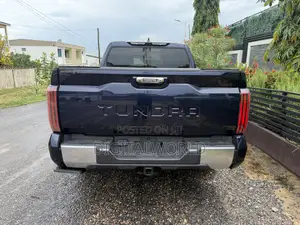 Toyota Tundra Limited CrewMax 5.5' Bed 2024 Blue