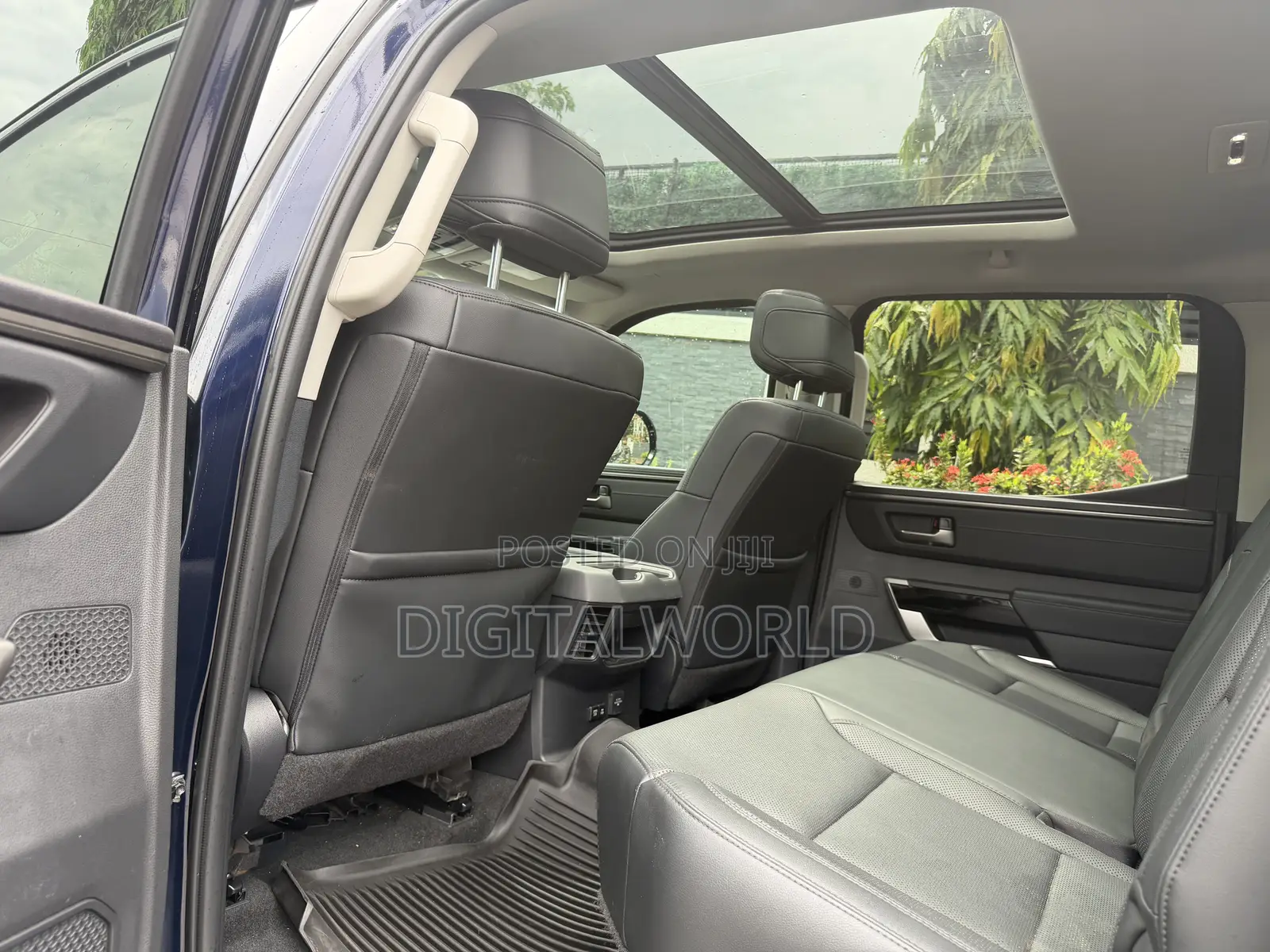 Toyota Tundra Limited CrewMax 5.5' Bed 2024 Blue