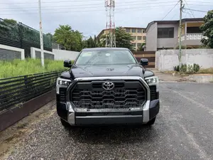 Toyota Tundra Limited CrewMax 5.5' Bed 2024 Blue