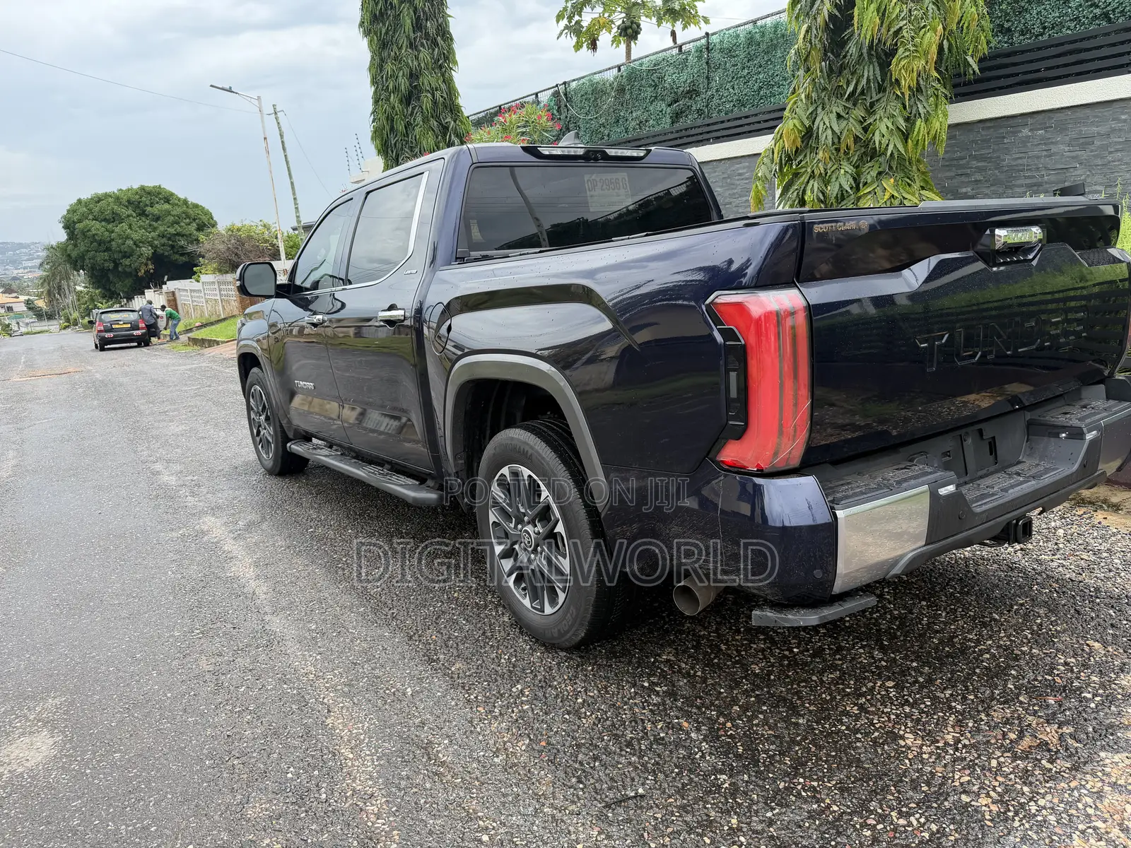 Toyota Tundra Limited CrewMax 5.5' Bed 2024 Blue