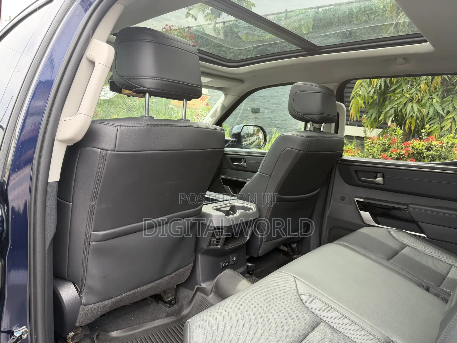 Toyota Tundra Limited CrewMax 5.5' Bed 2024 Blue