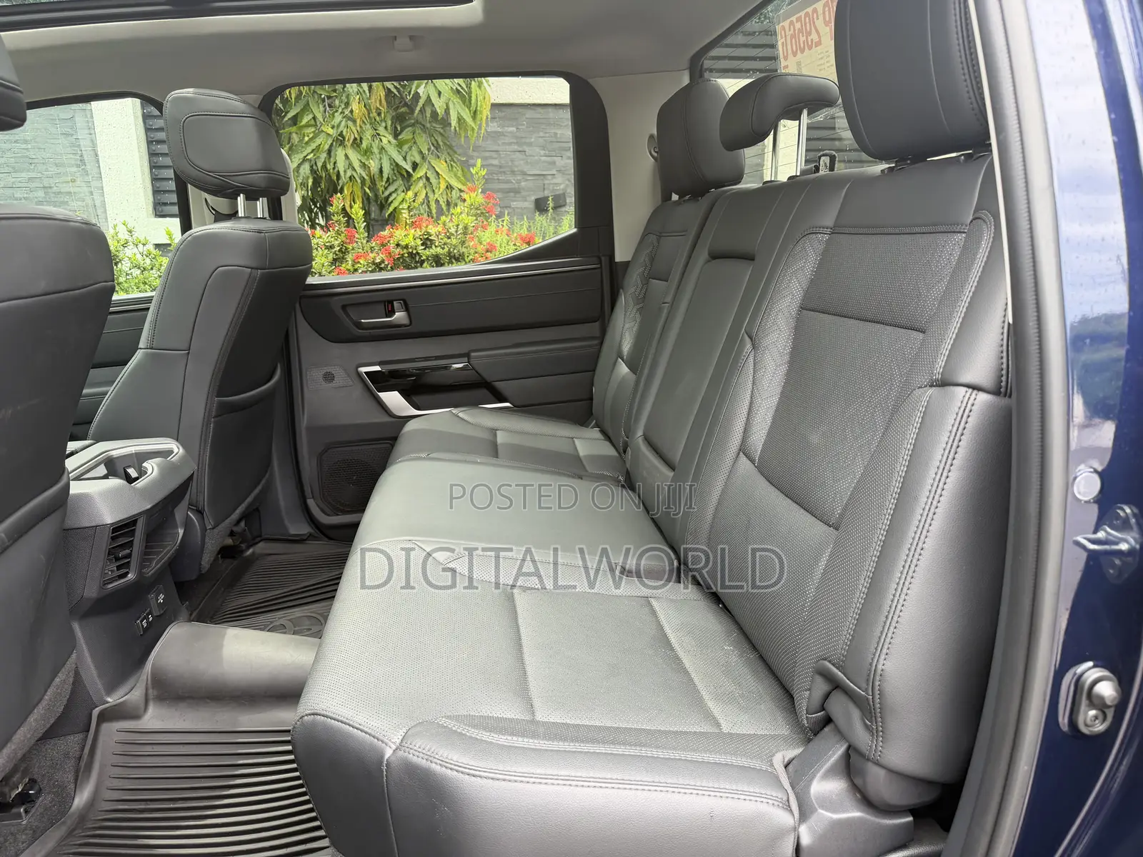 Toyota Tundra Limited CrewMax 5.5' Bed 2024 Blue