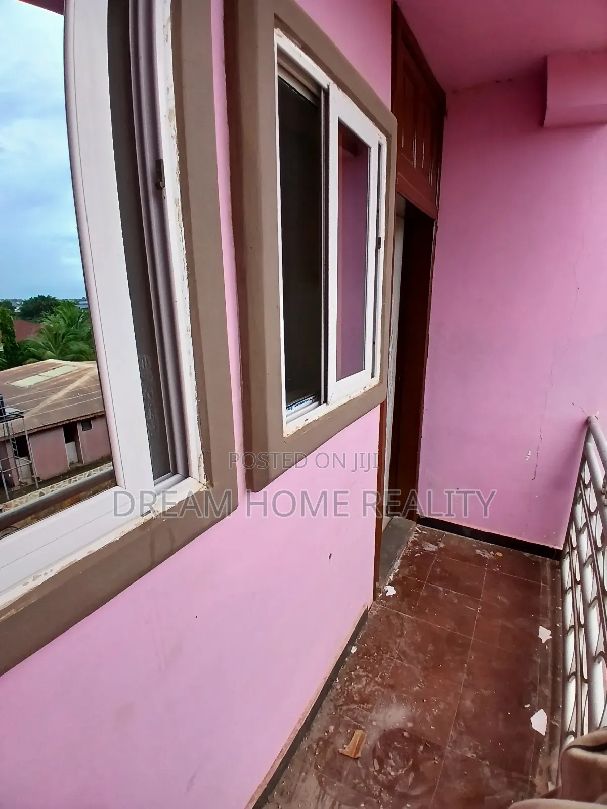 1bdrm Apartment in Police Station for rent