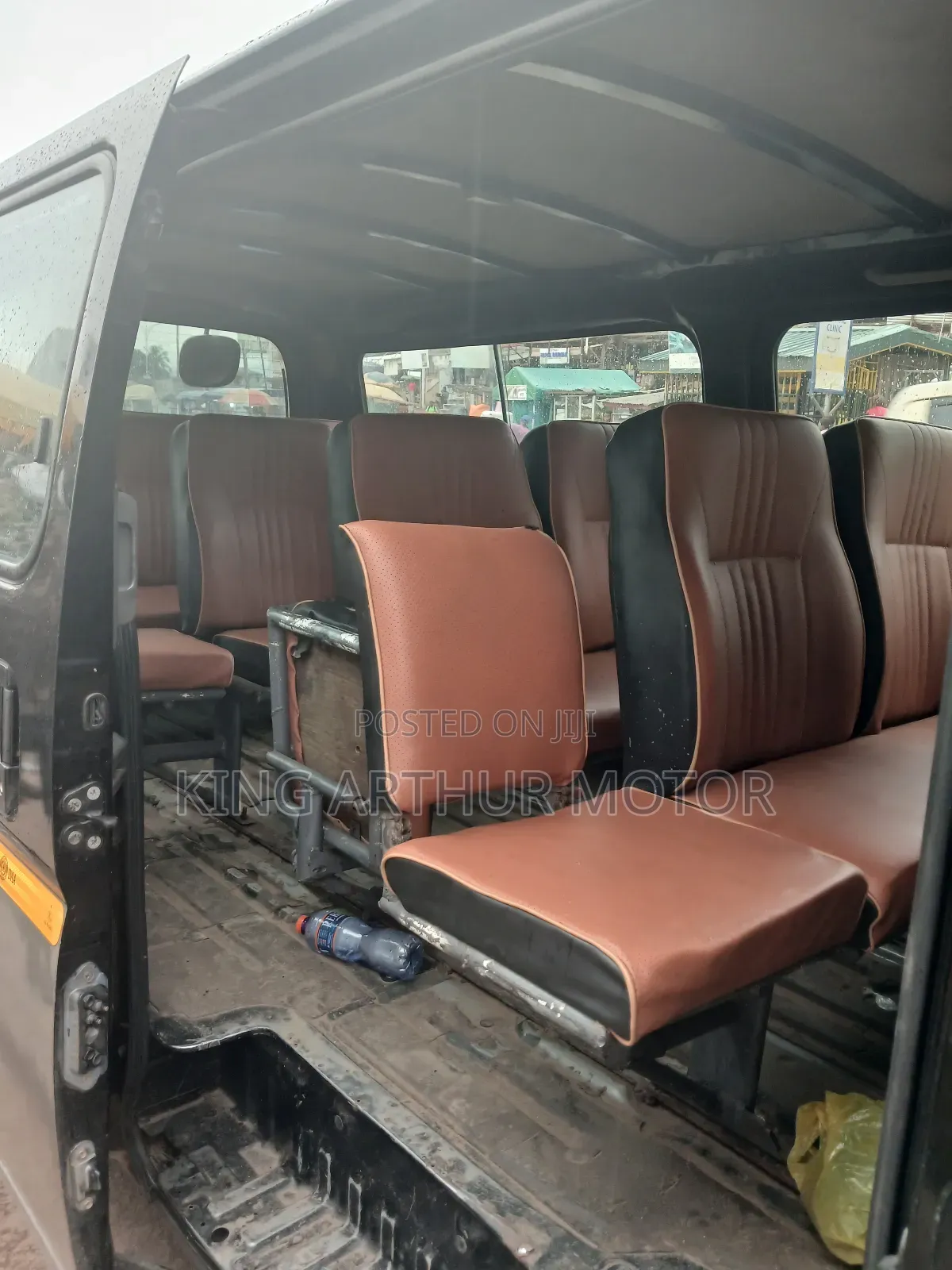 Nissan Caravan (Urvan) 2010 Black