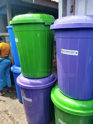 Barrel Container / Veronica Buckets