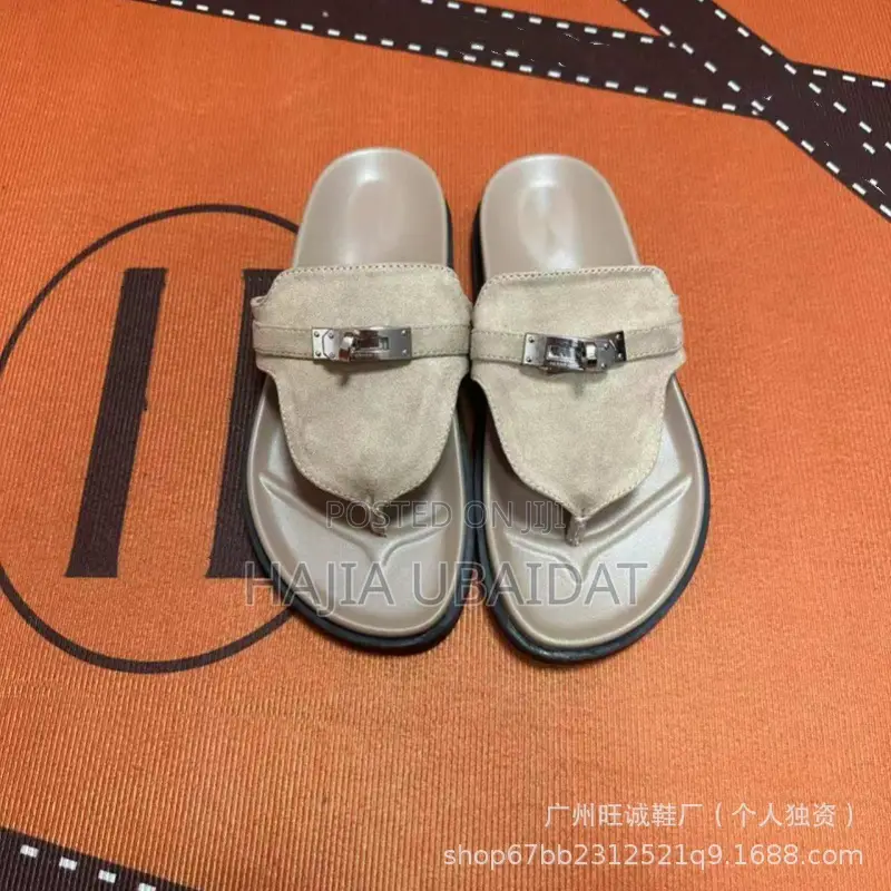 Hermès Slippers