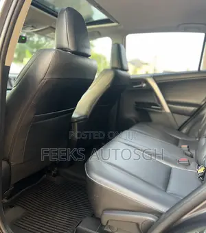 Toyota RAV4 Limited 4dr SUV AWD (2.5L 4cyl 6A) 2018 Gray