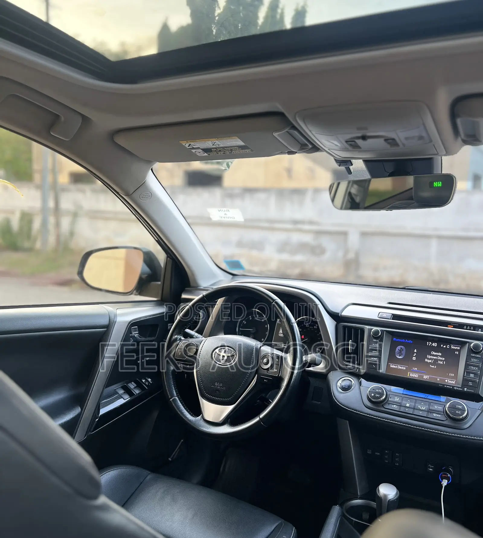 Toyota RAV4 Limited 4dr SUV AWD (2.5L 4cyl 6A) 2018 Gray