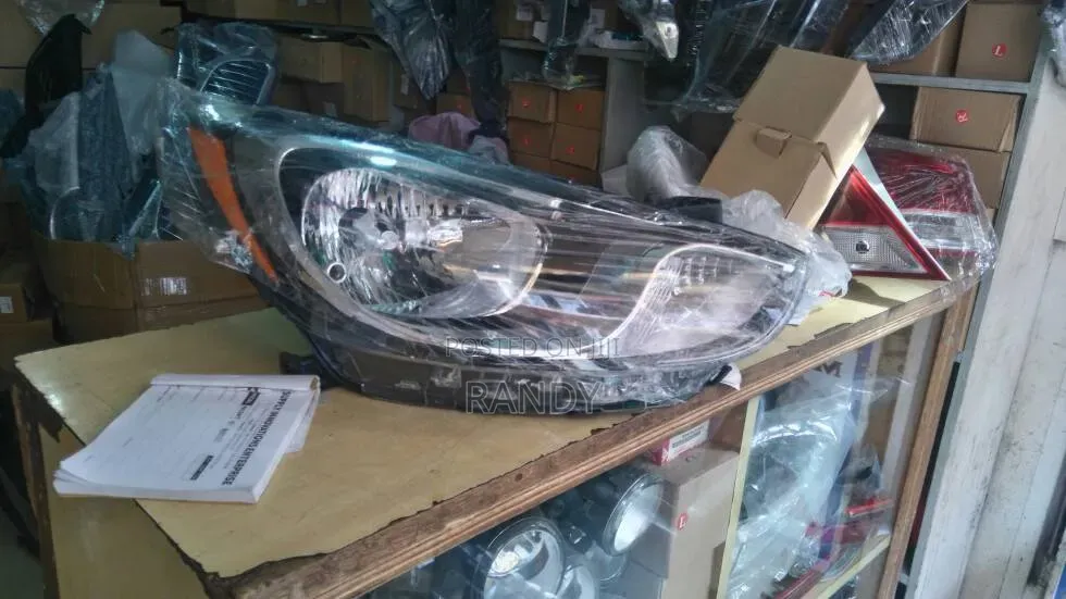 Hyundai Accent 2012 Headlight Bumper Windscreen Tail Light