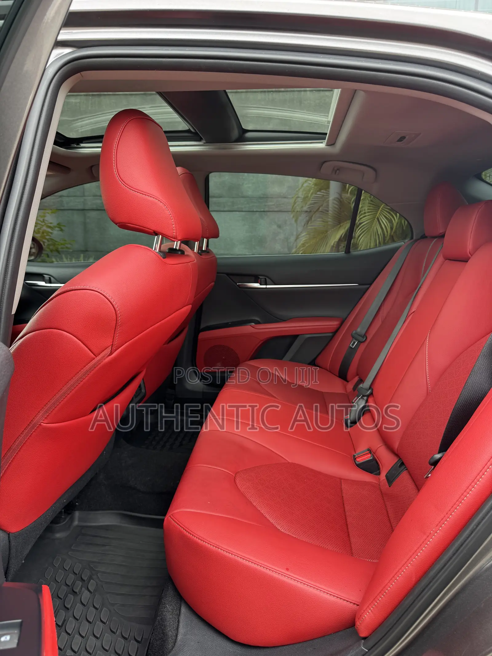 Toyota Camry XSE (2.5L 4cyl 8A) 2019 Gray