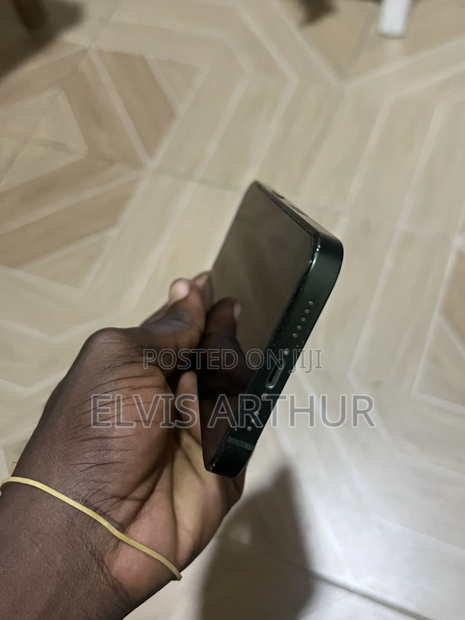 Apple iPhone 13 128 GB Green