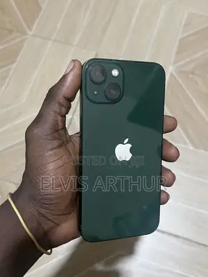 Apple iPhone 13 128 GB Green