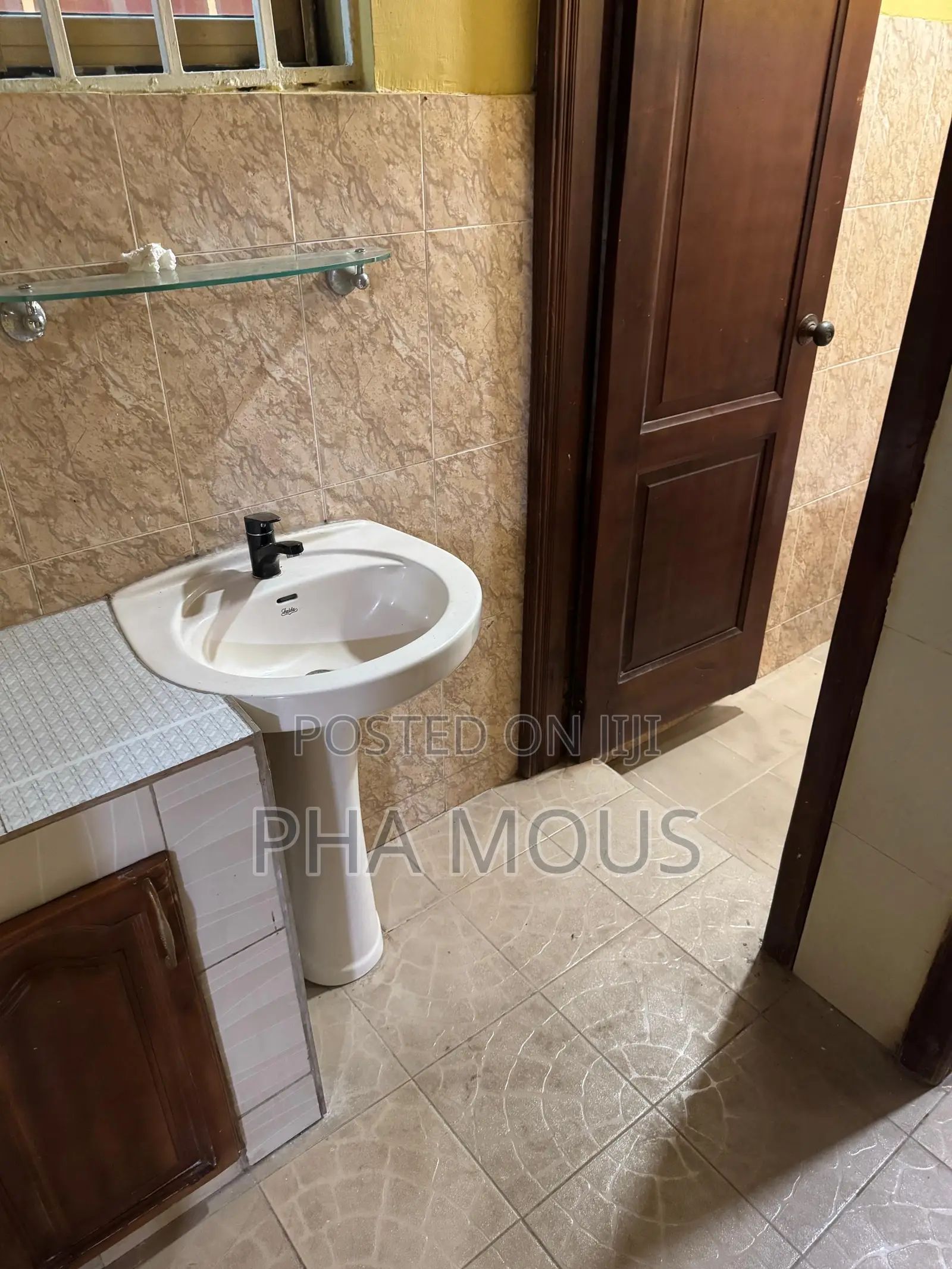 2bdrm Apartment in Achimota for rent