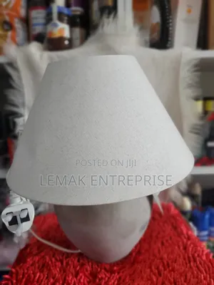 Ceramic Pot Table Lamp/Bedside Lamp From Uk