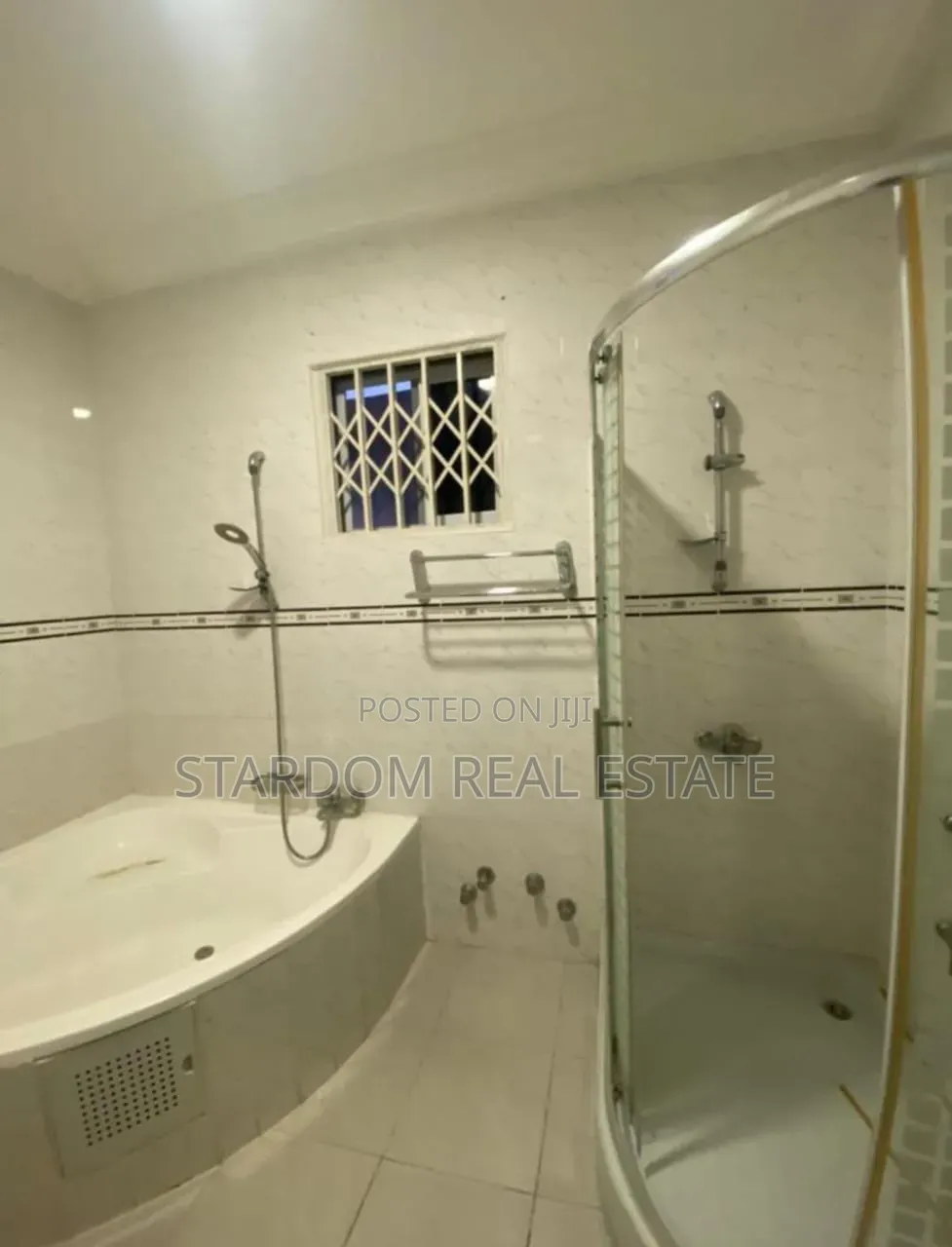 3bdrm Bungalow in Burma Hills, Tseaddo for rent