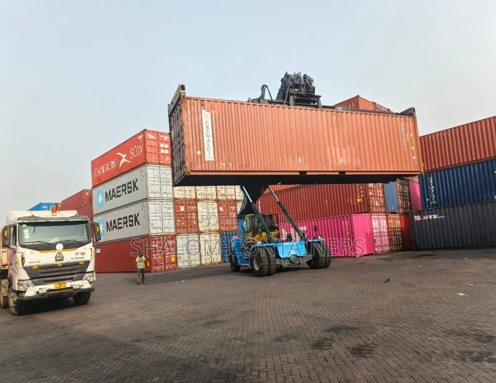 Reduced To Clear: Affordable 20ft Empty Dry Containers For Sale