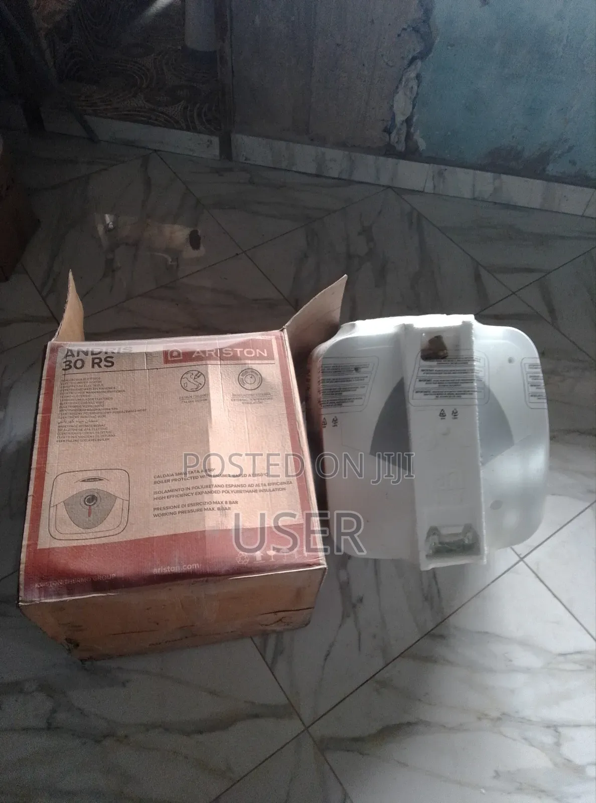 Ariston 30 LTR Water Heater