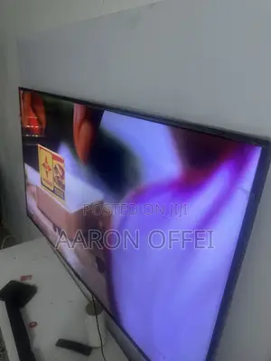 Samsung 55 Inch Smart Tv for Sale.
