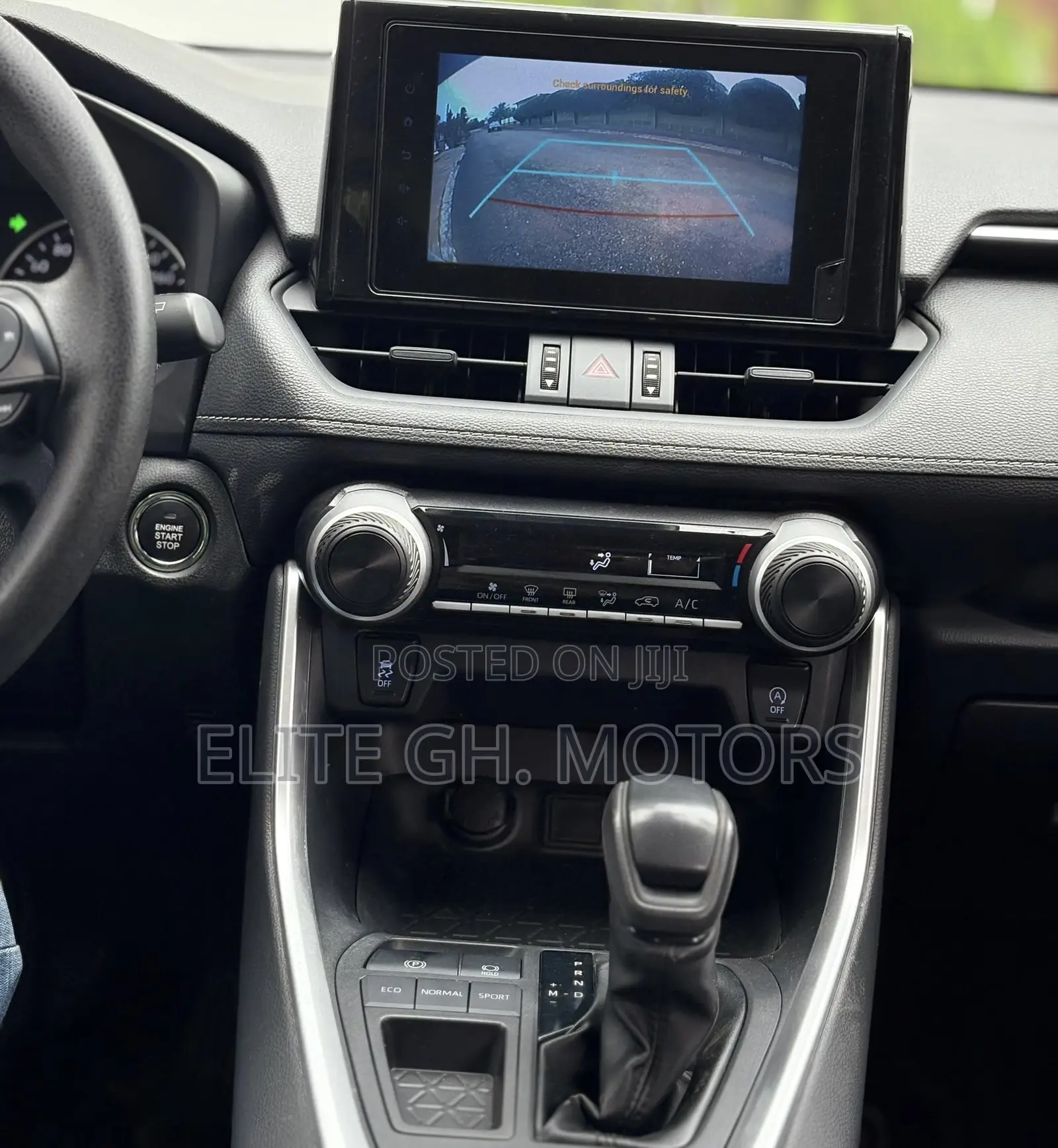 Toyota RAV4 2021 White