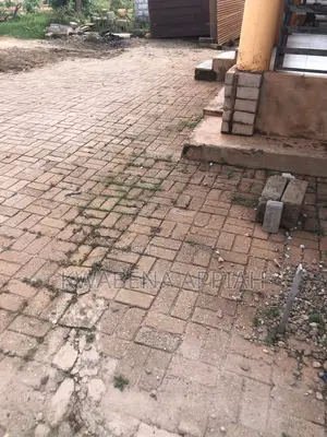 3bdrm House in Mark Estate At, Kumasi Metropolitan for sale