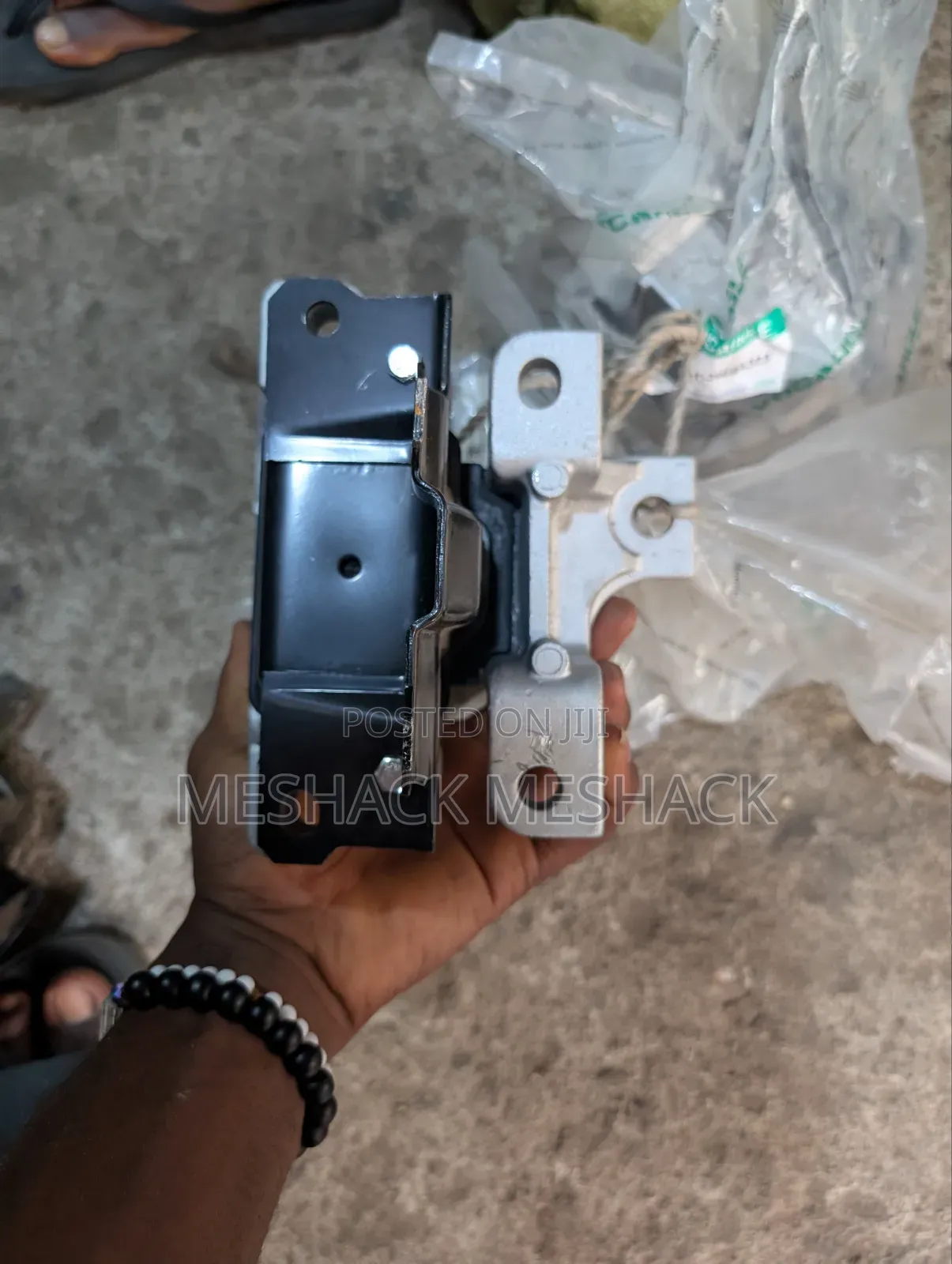 Mitsubishi Outlander Gear Box 2017