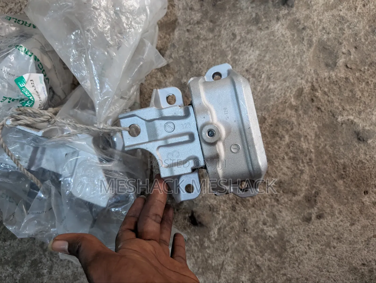 Mitsubishi Outlander Gear Box 2017