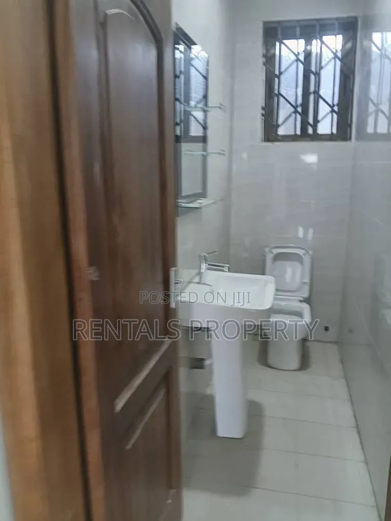 2bdrm Apartment in New Legon for rent