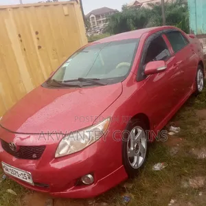 Toyota Corolla 2010 Red