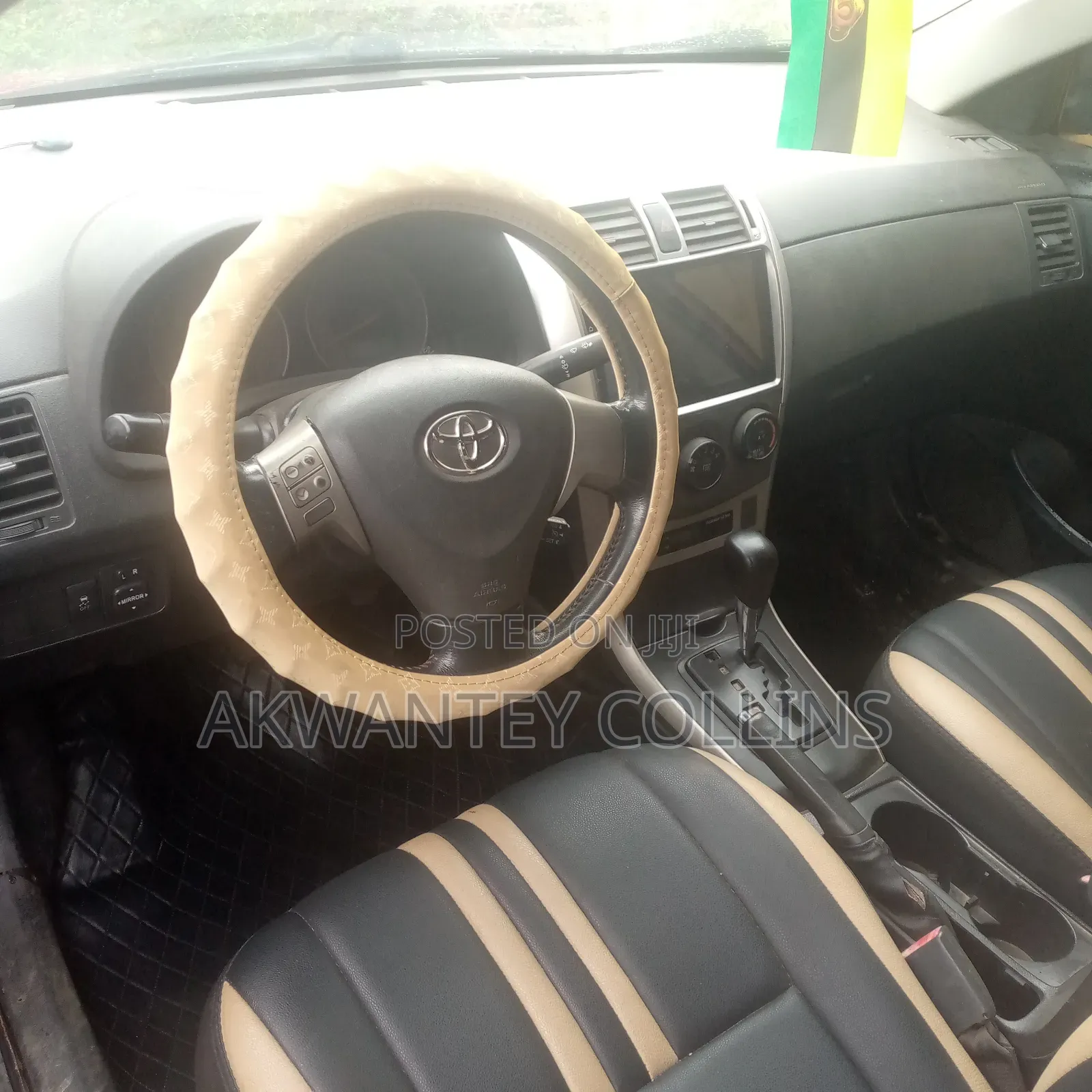 Toyota Corolla 2010 Red