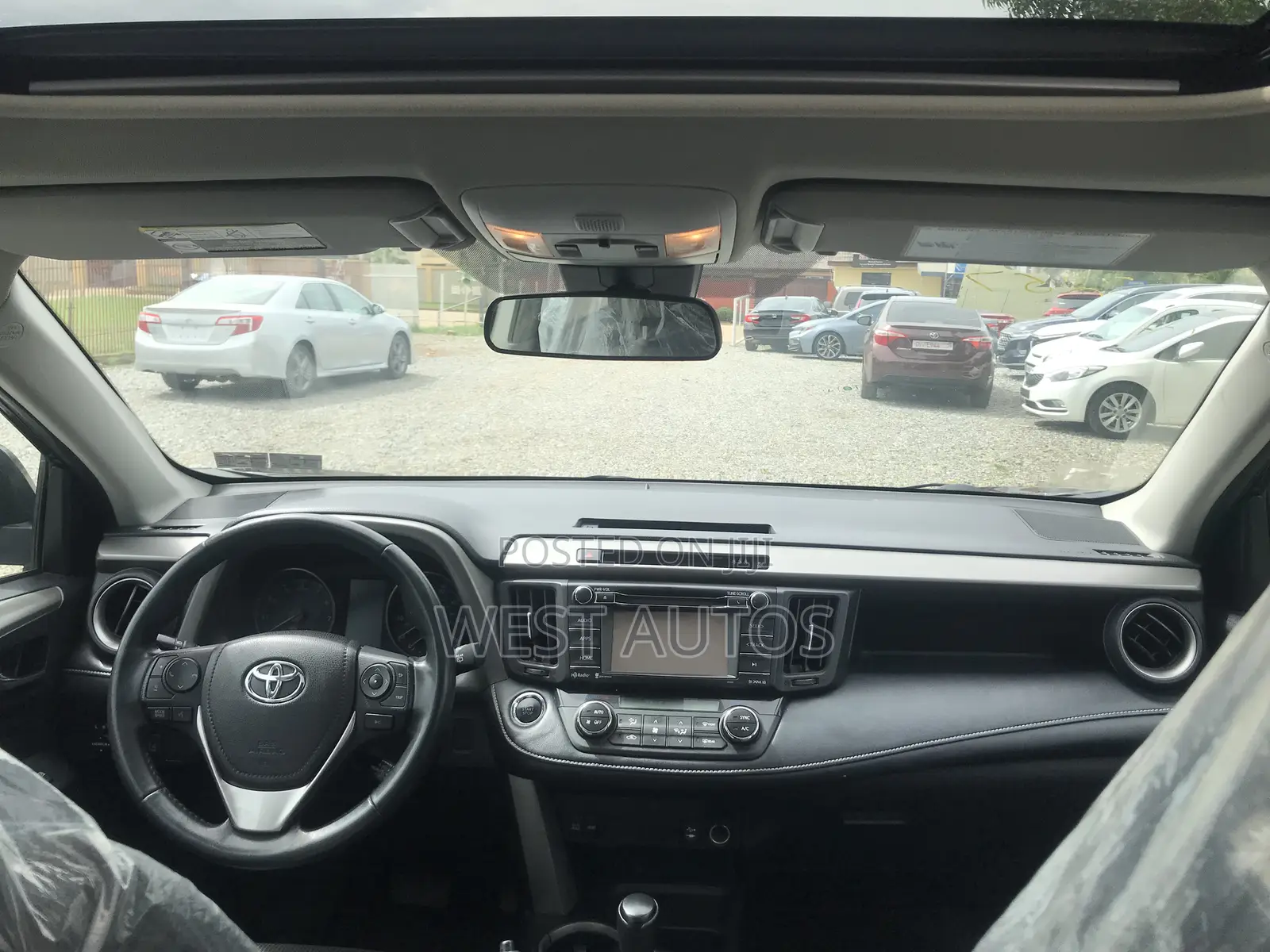 Toyota RAV4 XLE 4dr SUV AWD (2.5L 4cyl 6A) 2018 Black