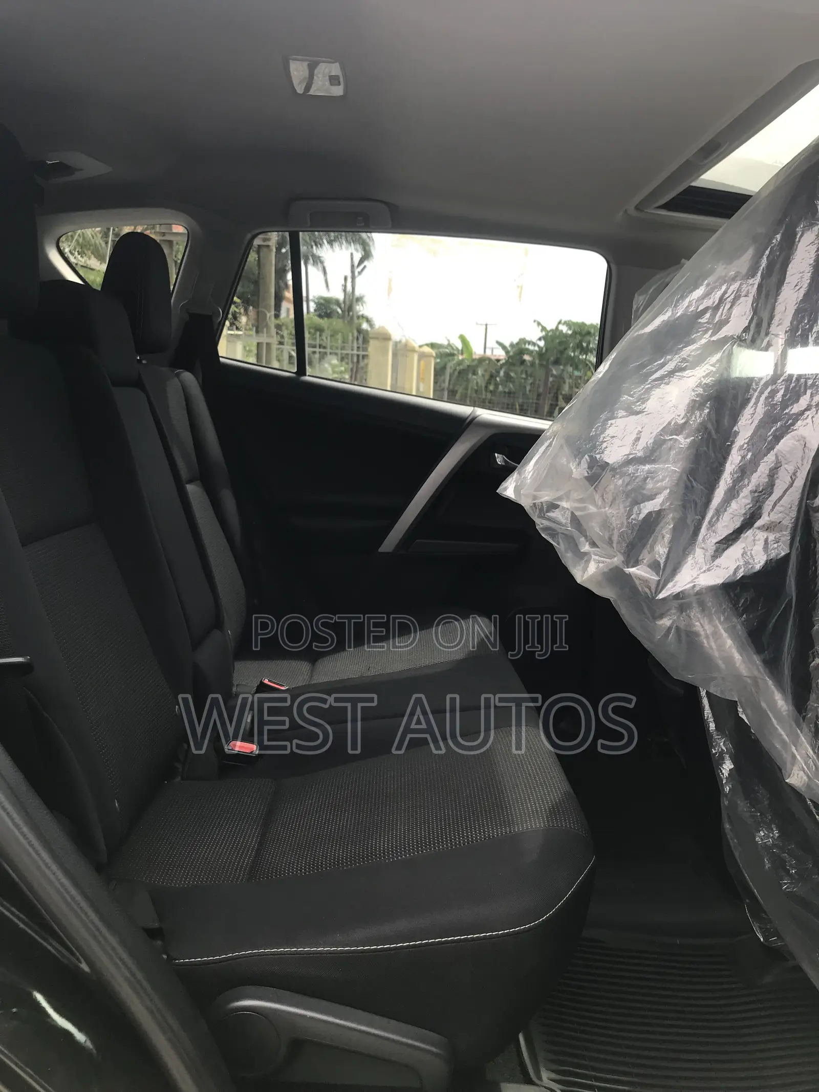 Toyota RAV4 XLE 4dr SUV AWD (2.5L 4cyl 6A) 2018 Black