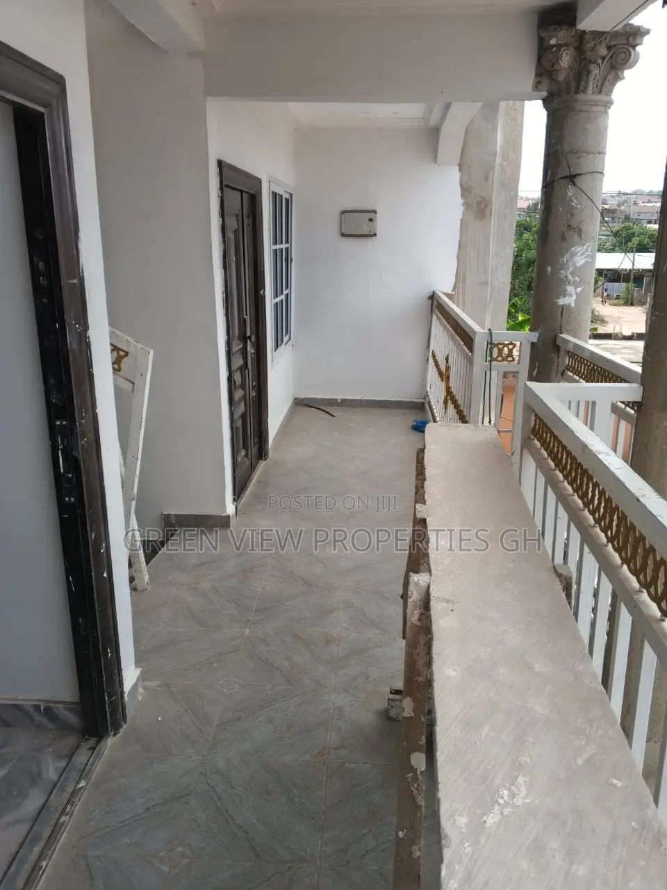1bdrm Apartment in West Hills Mall Area for rent