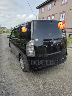 Toyota Voxy 2011 Black