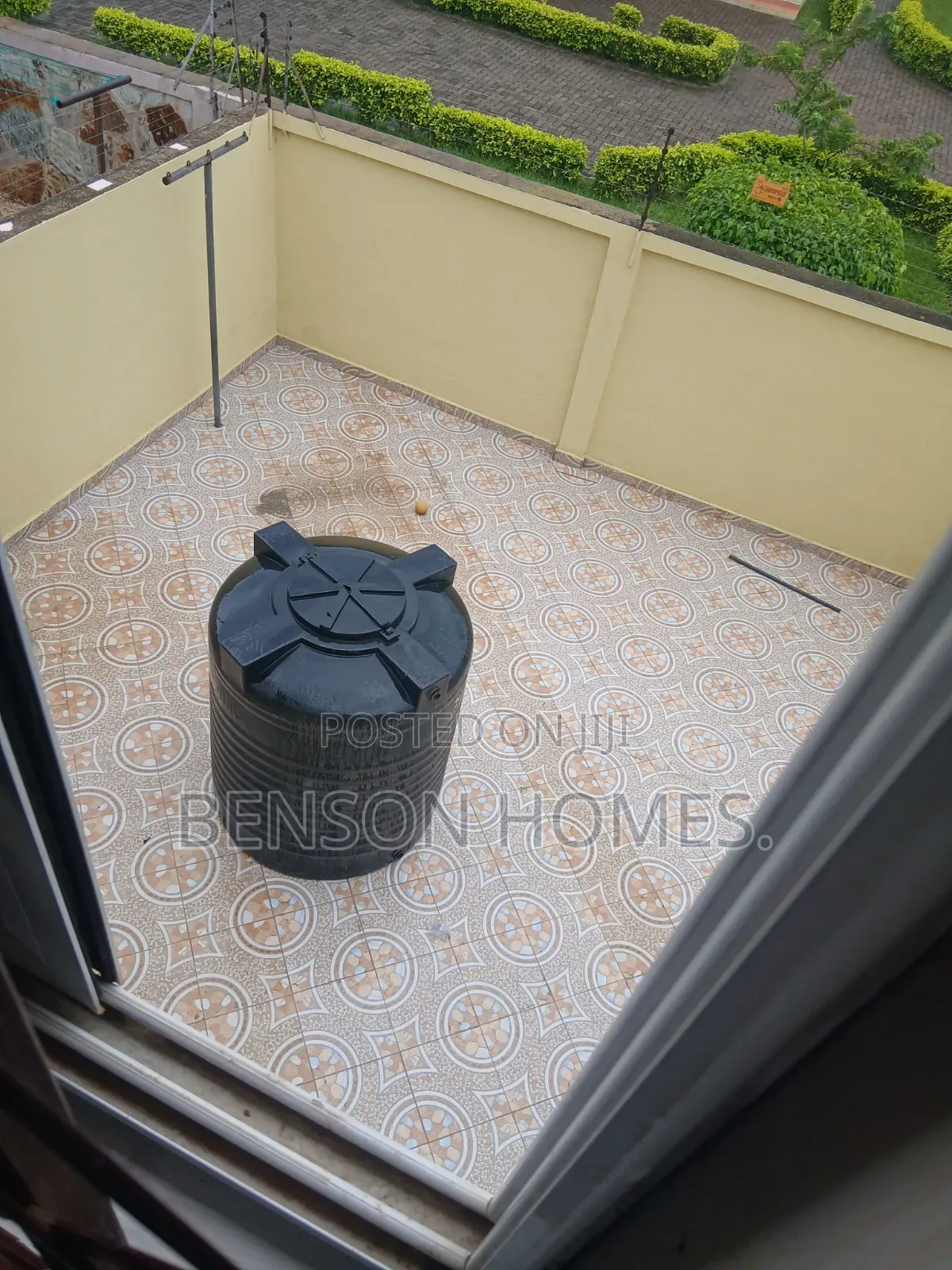 3bdrm Duplex in Pure Water for rent