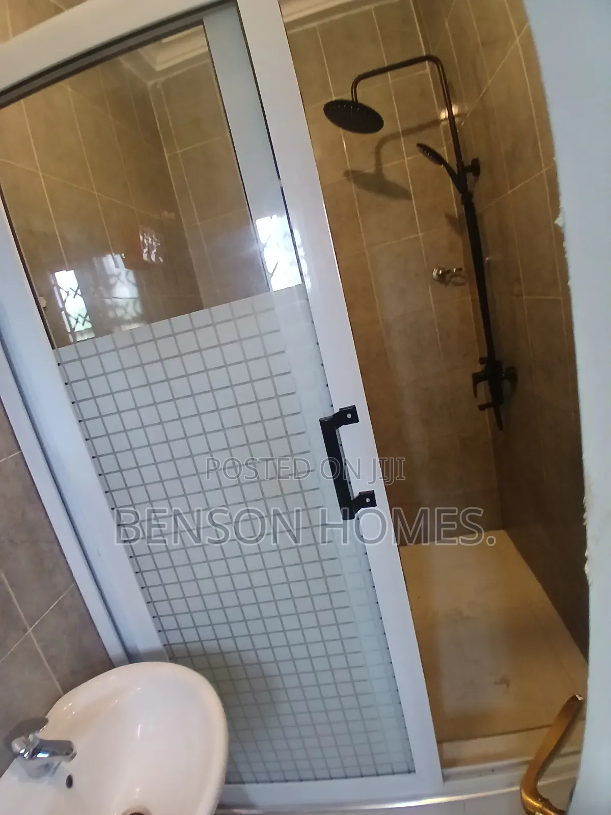 3bdrm Duplex in Pure Water for rent