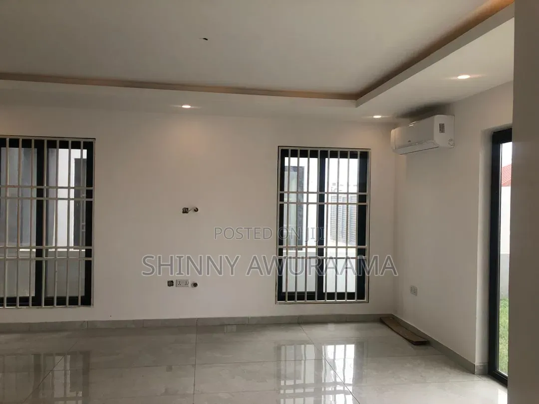 4bdrm House in East Legon American for rent