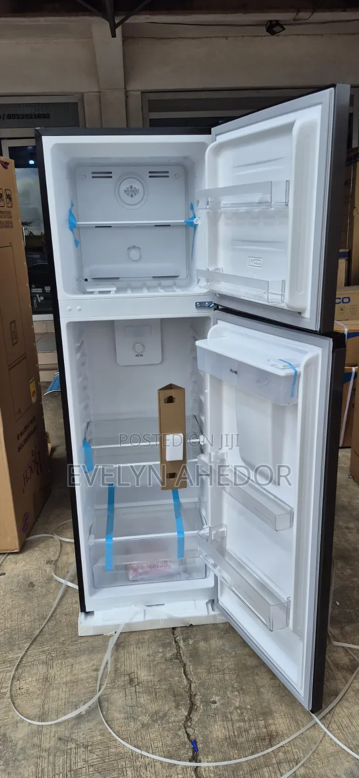 Roch Top Freezer 247l With Water Dispenser Double Door Fridge for Sale