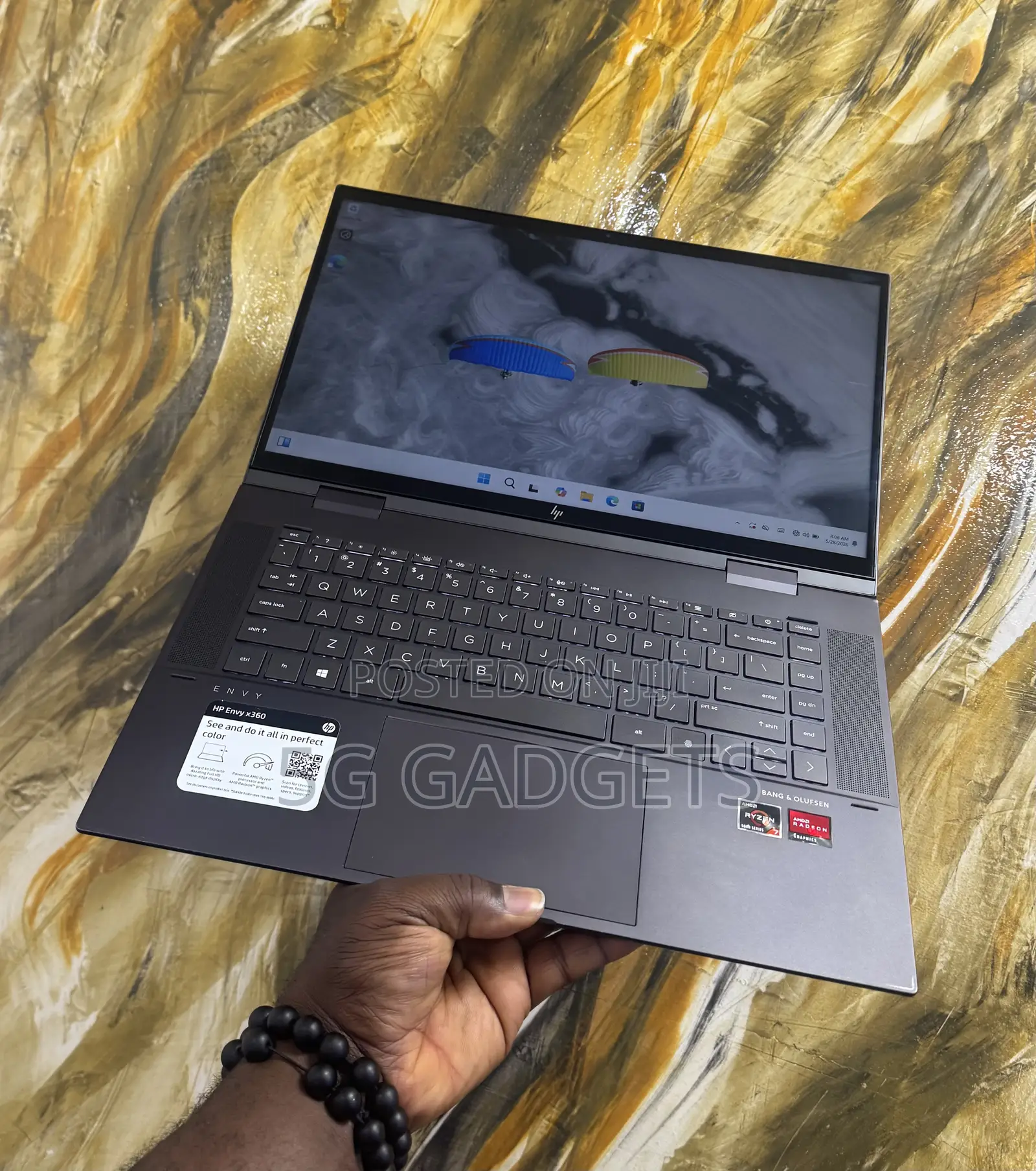 Laptop HP Envy X360 15t 16GB AMD Ryzen 7 SSD 512GB