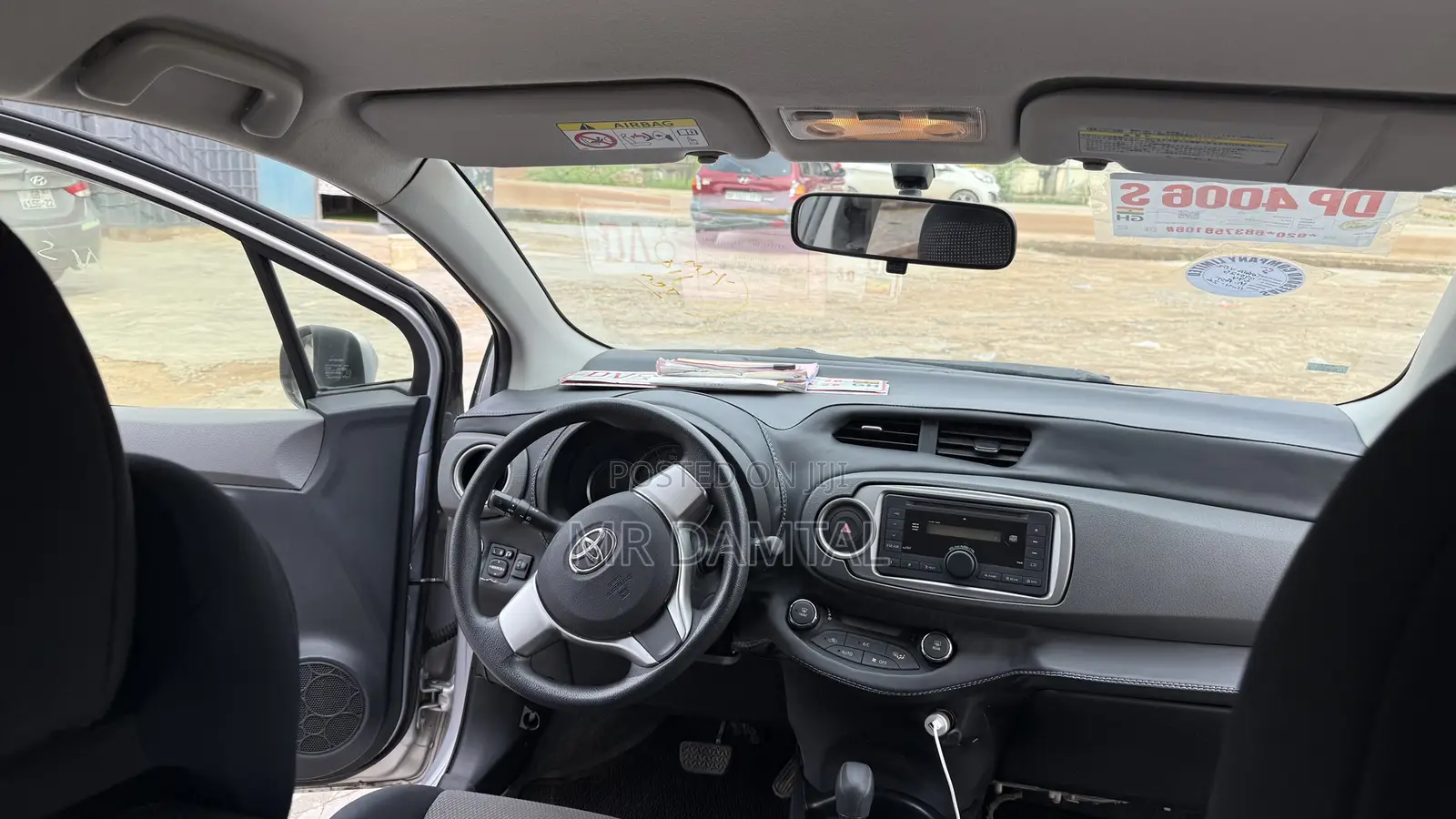 Toyota Vitz 2012 Silver