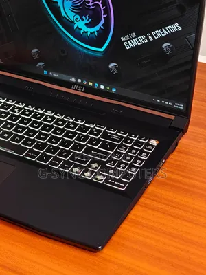 Laptop MSI Creator A16 AI+ 32GB Intel Core i7 SSD 1T